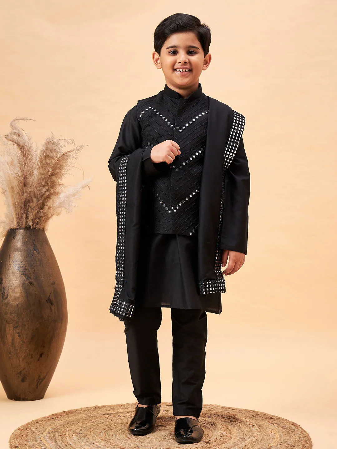 Boy's Black Kurta, Pyjama & Dupatta Set - Vastramay Boys