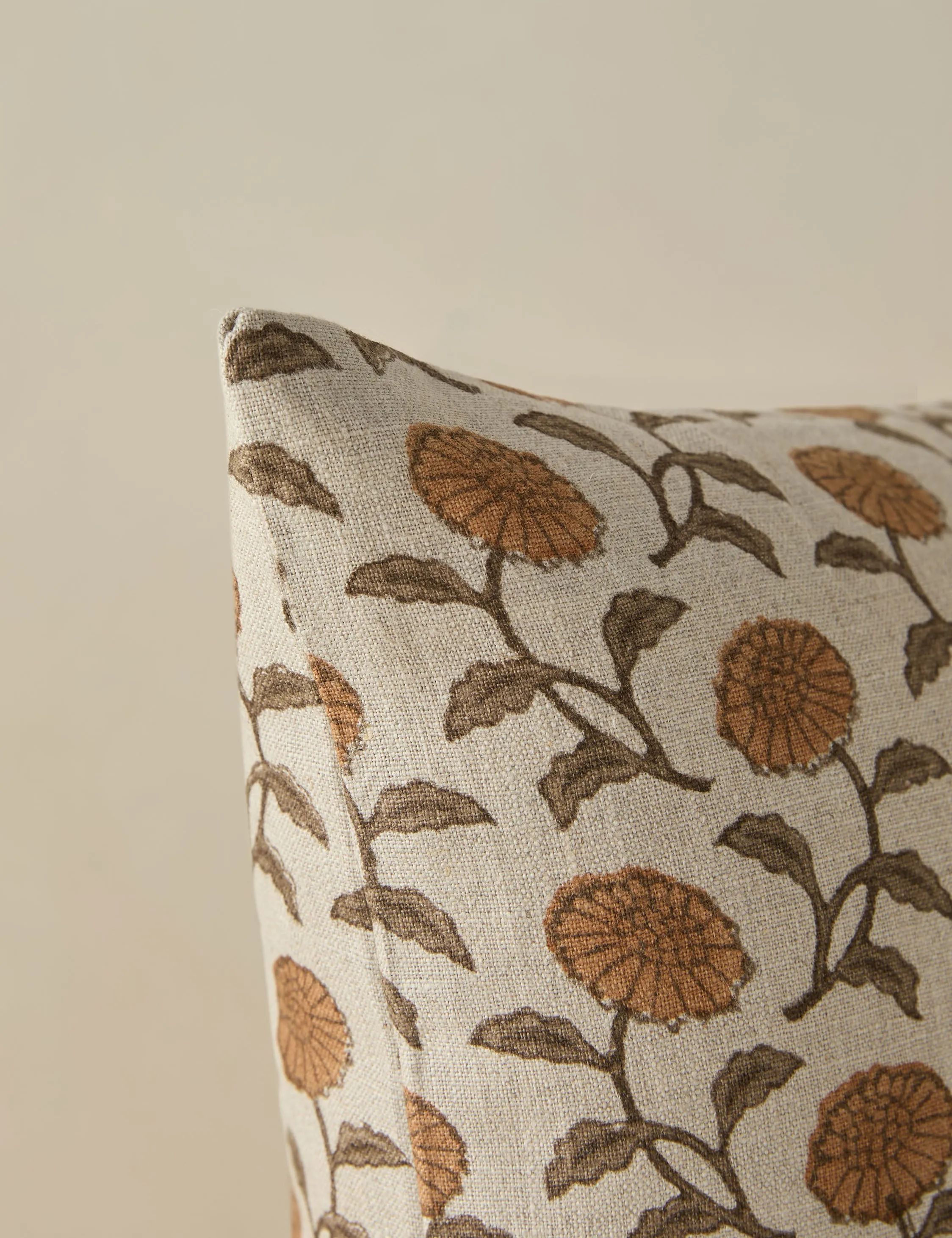 Dori Linen Pillow
