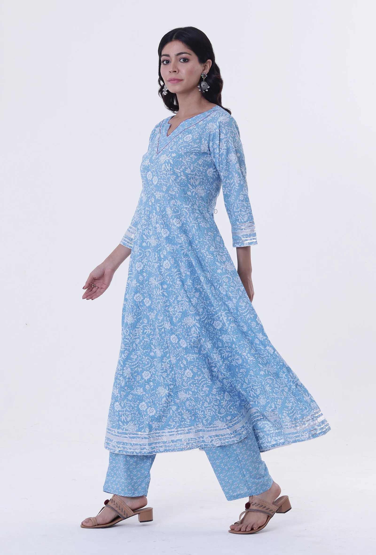 Set Of 2: Blue & White Cotton Block Printed Kurta & Pant